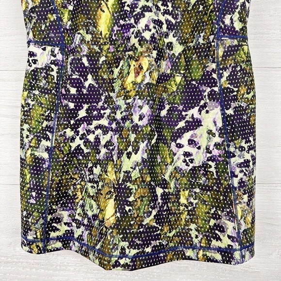 LULULEMON Running in the City Tank Top Women Size 6 Floral Mesh Green Yoga Gym - Picture 4 of 13